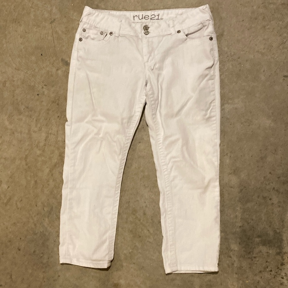 Rue21 cropped jeans size 11/12 stretchy